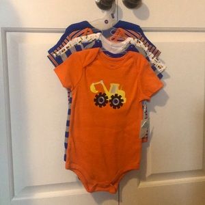 NWT 5 Pack 24 Month Short Sleeve Onsies Bodysuits